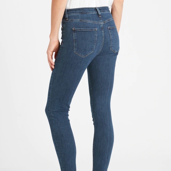 Banana Republic Devon High Rise Skinny Jean - Picture 6 of 7